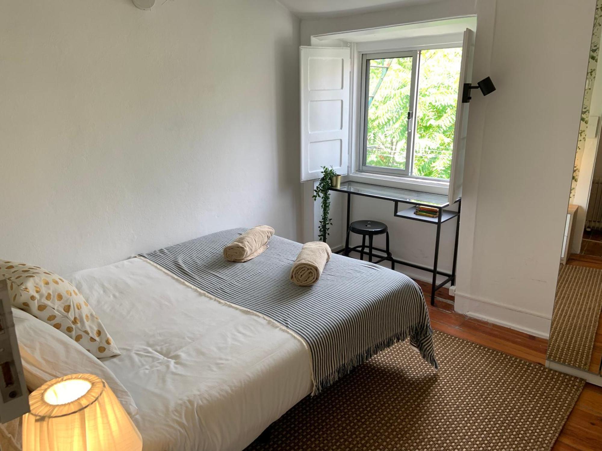 Stay As A Local! Santos Historical Guesthouse IV Lisbon Exterior photo